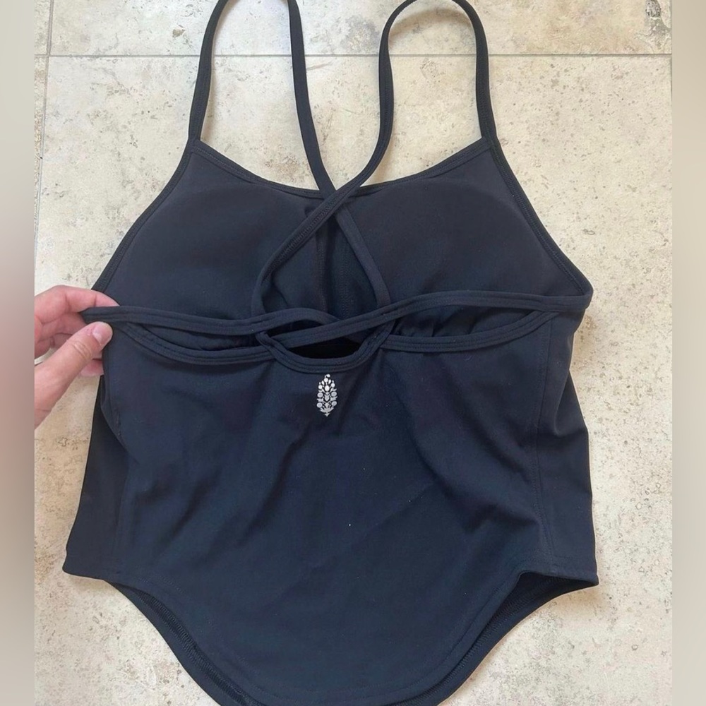 FREE PEOPLE TANK🖤🖤🖤